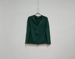 ウール80% グリーンニット