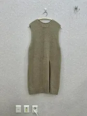 前スリット ニット ロング丈 ベスト F