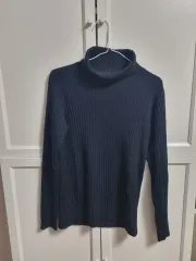 無地タートルネック 목폴라 ネイビースモール muji
