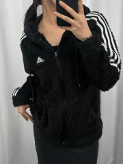 アディダス ブラック フリース フーディー ジップアップ