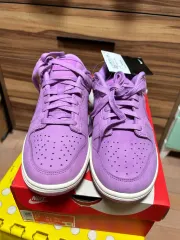 ナイキ ウィメンズ ダンク ロー プレミアム MF ラッシュ フューシャ ペイル アイボリー DV7