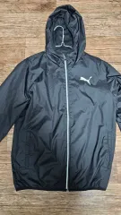 PUMA プーマ 黒 ウィンドブレーカー
