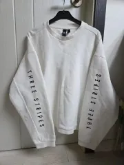 アディダス 白 スリーストライプ スウェット