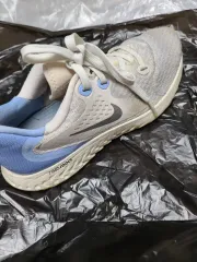 3/NIKE ナイキ リアクト レジェンド ランニングシューズ 235