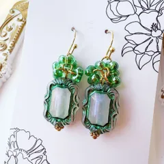 チェコビーズの可愛いピアスD171