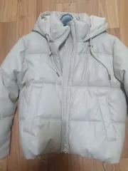 ZARA アイボリー ショートダウン Sサイズ