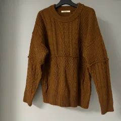 ブラウン ケーブル ニット