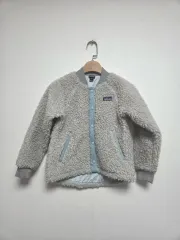 パタゴニア キッズ レトロ ブルゾン フリース ジャケット グレー (5-6Y)