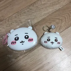 ちいかわ シリコンポーチキーホルダー＋ミラーキーホルダー
