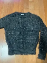 ザラ シークイン セーター 年末 コーデ オススメ