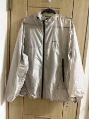 thisisneverthat ウィンドブレーカー ジャケット アイボリー