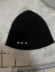 ブラック ビーニー 帽子 ウール ストーン 装飾