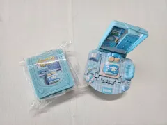 (新品) サンリオシナモロール 展開式 ハウス 本 バッグ キーホルダー