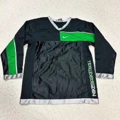 ナイキ 長袖Tシャツ レディース オススメ