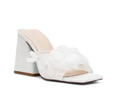ベッツィジョンソン レディース シューズ サンダル Betsey Johnson Jalon Sandal Ivory アイボリーのサムネイル