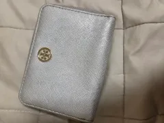 トリーバーチ シルバー 二つ折り財布 カードウォレット