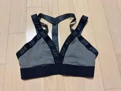 ナイティ スポーツブラトップ M