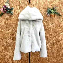 SG5350 ZARA フェイクファーコート　フード付き　ホワイトベージュ　レディース13・14