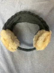 (新品) ユニクロ ニット ファー イヤーマフ