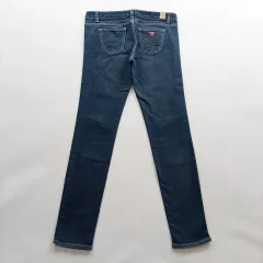 GUESS ゲス デニムパンツ サイズ30 レディース スキニージーン カジュアル デニムパンツ A8430