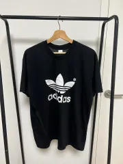 アディダス ブラック 半袖 Tシャツ トレフォイル ロゴ 715