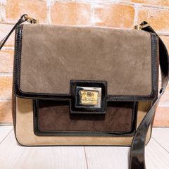 美品) Burberrys(バーバリー)ショルダーバッグ レザー ブラック 美品) Burberrys(バーバリー)ショルダーバッグ レザー ブラック