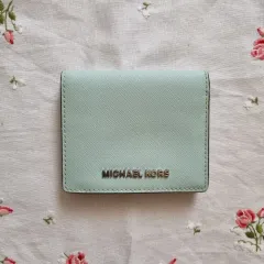 マイケルコース ミント色 二つ折り財布