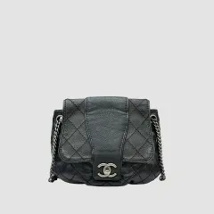 シャネル ヴィンテージ メッセンジャー ショルダーバッグ ブラック 19番台