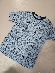 成人ディズニーリゾート アラジン ジニ 半袖Tシャツ m 状態良し