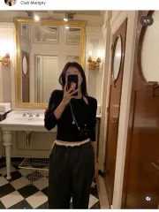 リリーコーツ リーアンホルターニット