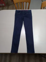 25 GUESS ウォッシュ ストレッチ スキニー インディゴデニム 25-288