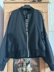 MA-1ジャケット (L)