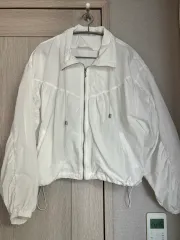 新品) ウィンドブレーカー