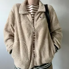 CHAMPIONフリースジャケット