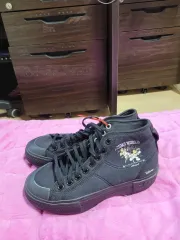 アディダス ディズニー コラボ ブラック スニーカー 245