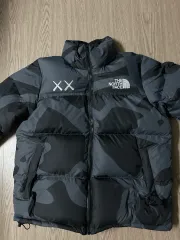 THE NORTH FACE ザノースフェイス カウズ コラボ ヌプシ ブラック