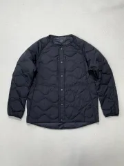 UNIQLO ホワイトマウンテニアリング 軽量ダウン Mサイズ