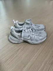 ナイキv2 RUN