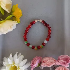 ハンドメイド／レッド×マルチカラービーズブレスレット