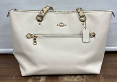 未使用品。COACH トートバッグ ホワイト パイソン柄ハンドル - メルカリ