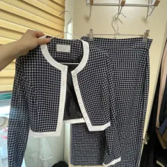 春 クロップド セットアップ