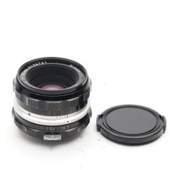 NIKON NIKKOR-H.C Auto 50mm F2 〔NIKON F マウント〕