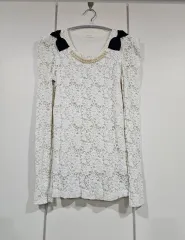 パール装飾ブラウスTシャツ