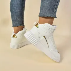 白 ハイトップ スニーカー