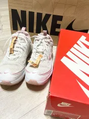 ナイキ エアマックス AP ウィメンズ 235mm