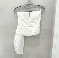 ZARA 白 トップス