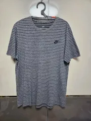 ナイキ Tシャツ