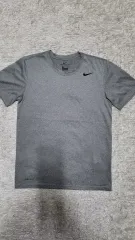 ナイキ ドライフィット 半袖Tシャツ 03