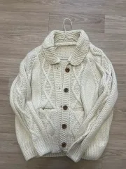 新品 ZIGZAG ジグザグ ケーブル編み KARA（カラ） ニット カーディガン