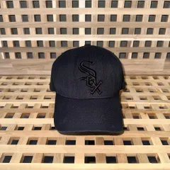 シカゴ・ホワイトソックス・オールブラック・キャップ